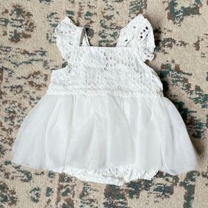 Miniclasix Ivory White Eyelet Bodysuit Romper Dress & Headband Set
